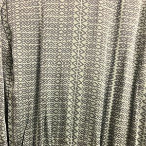 Manaola silk scarf excellent used condition